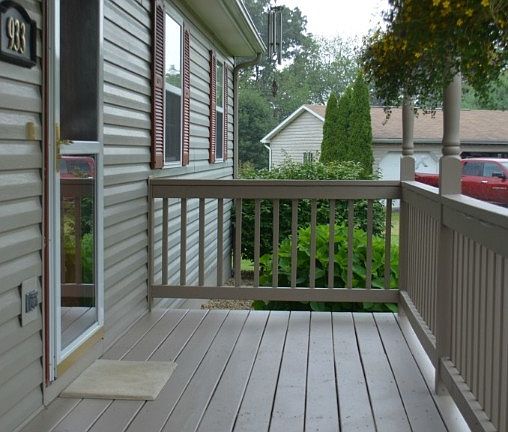 2nd image of 933 Walnut Grove Dr