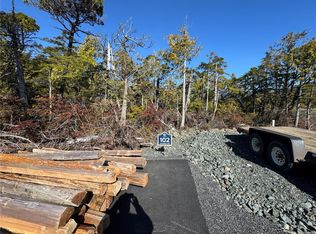 102 Sitka Pl, Ucluelet, BC V0R3A0