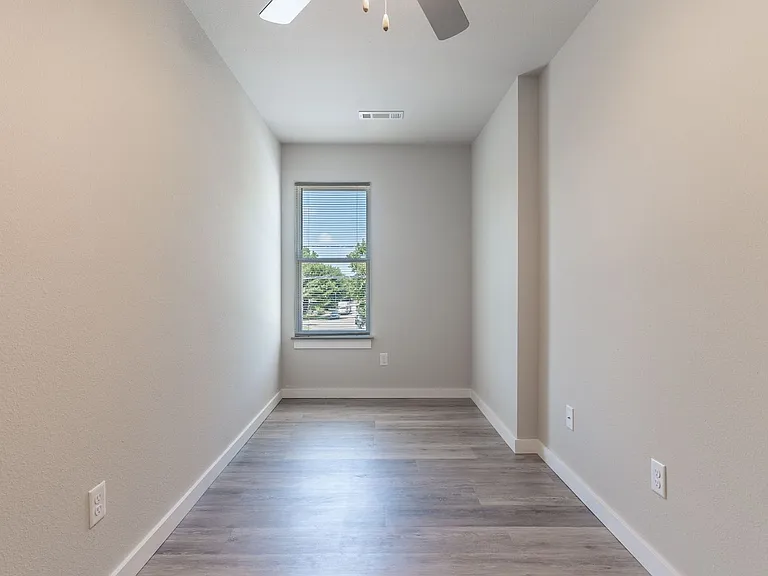 1342 N Porter Rd — Photo 8