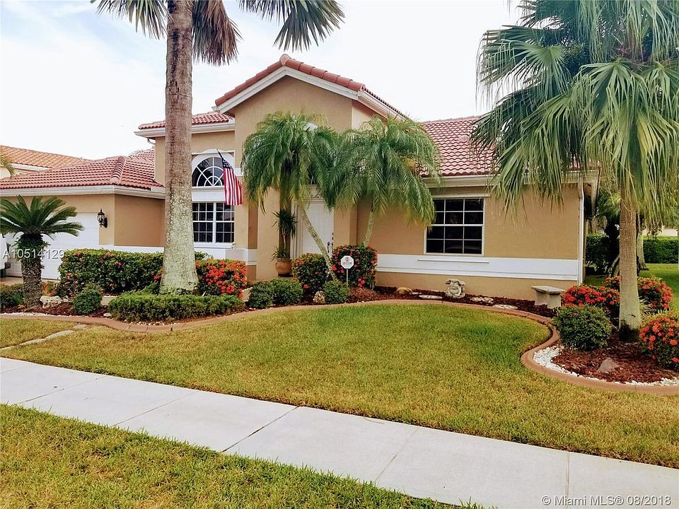 1st image of 20220 NW 9th Dr