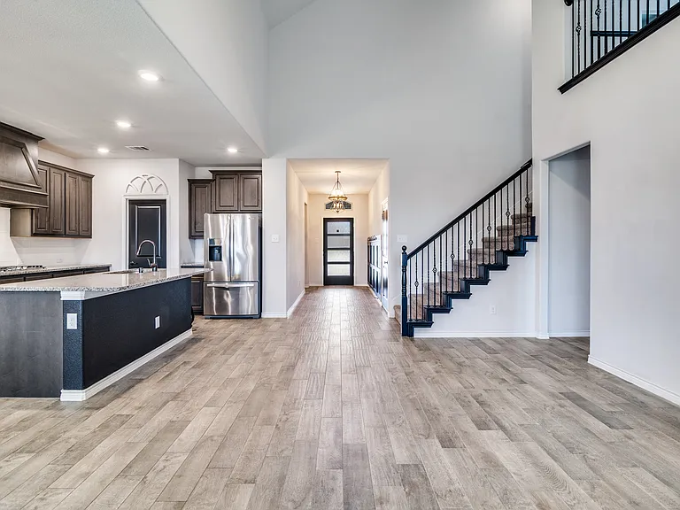 3094 Maverick Dr — Photo 6