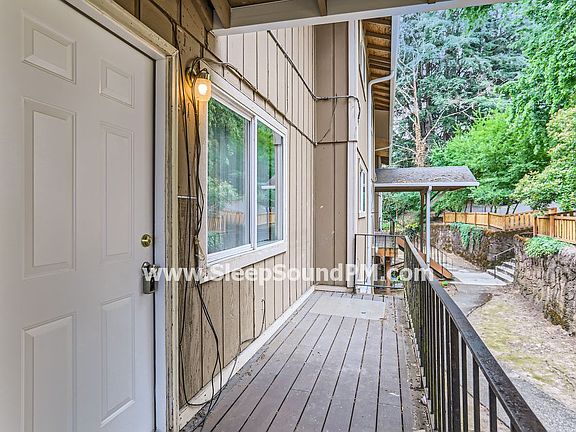 3rd image of 691 Molalla Ave #11