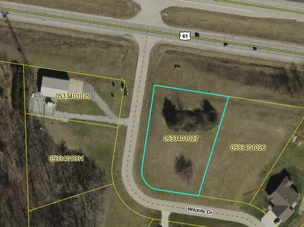 1517 Wildlife Dr, Blue Grass, IA 52726