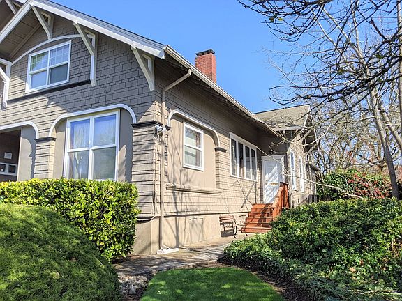 2nd image of 638 Church St NE #1