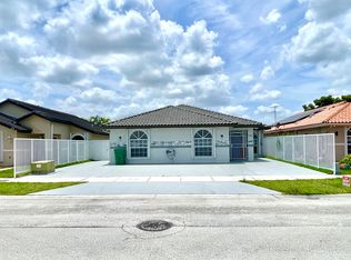 5500 SW 142nd Pl, Miami, FL 33175