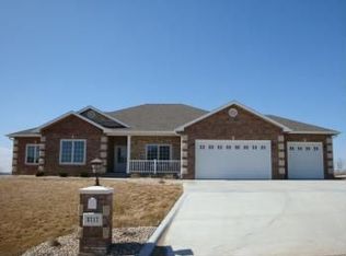 3717 Hawthorne Woods Cir #C, Manhattan, KS 66503