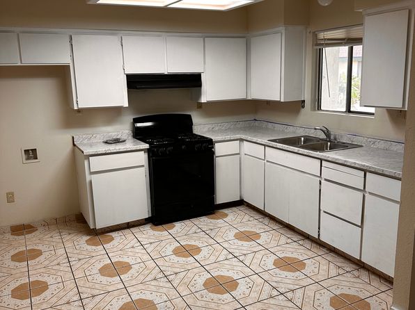 1739 W Putnam Ave APT A