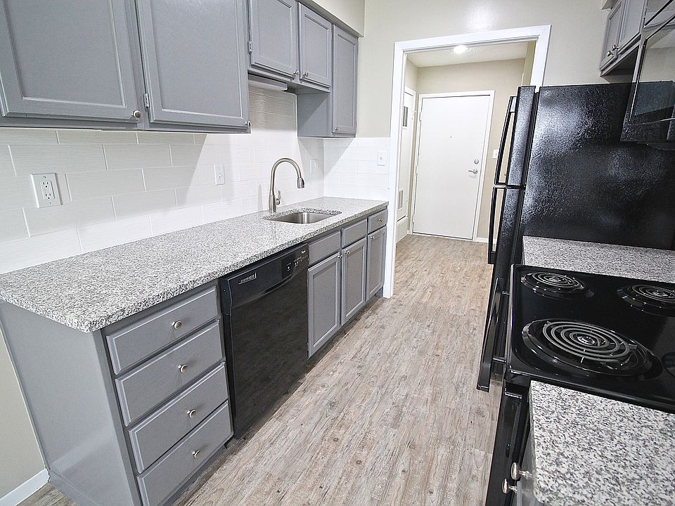 Applewood At The Cove Apartments 7841 N Anita Ave Kansas City MO Zillow