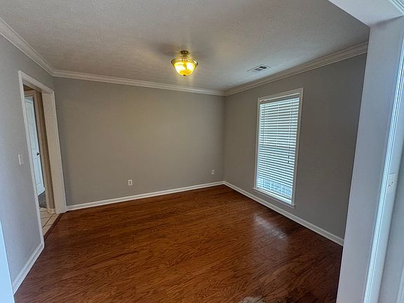 5th image of 7002 Oak Side Ct