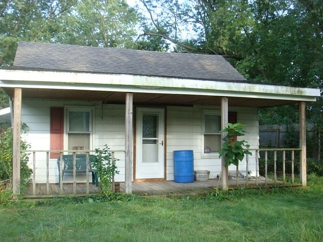 1st image of 2114 Huey St