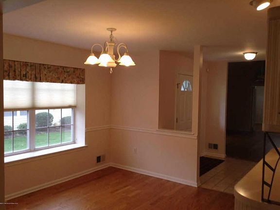 4th image of 2564 Haverhill Ct