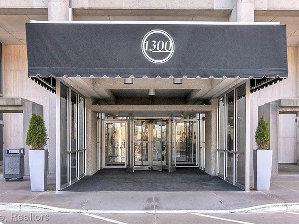 1300 E Lafayette St #504, Detroit, MI 48207