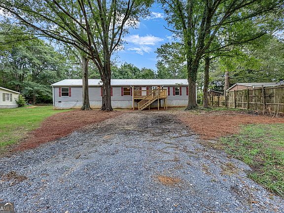 2nd image of 46 Honeysuckle Dr SW