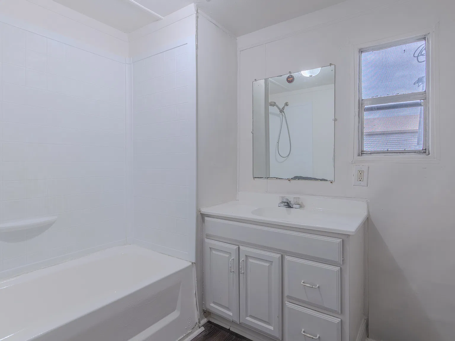 410 N Amy Ln — Photo 4