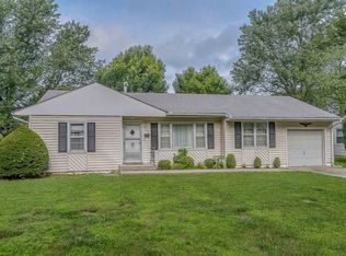 612 NW Central St, Lees Summit, MO 64063