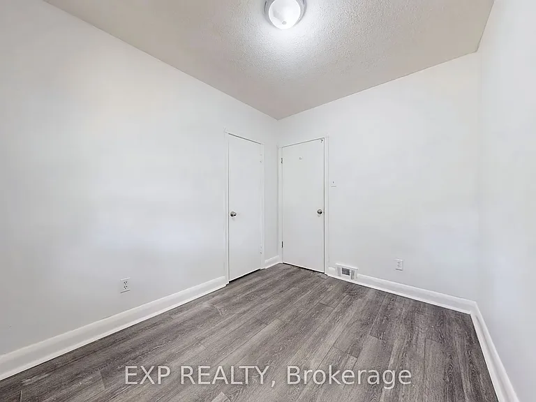 47 Boyce Ave S — Photo 21