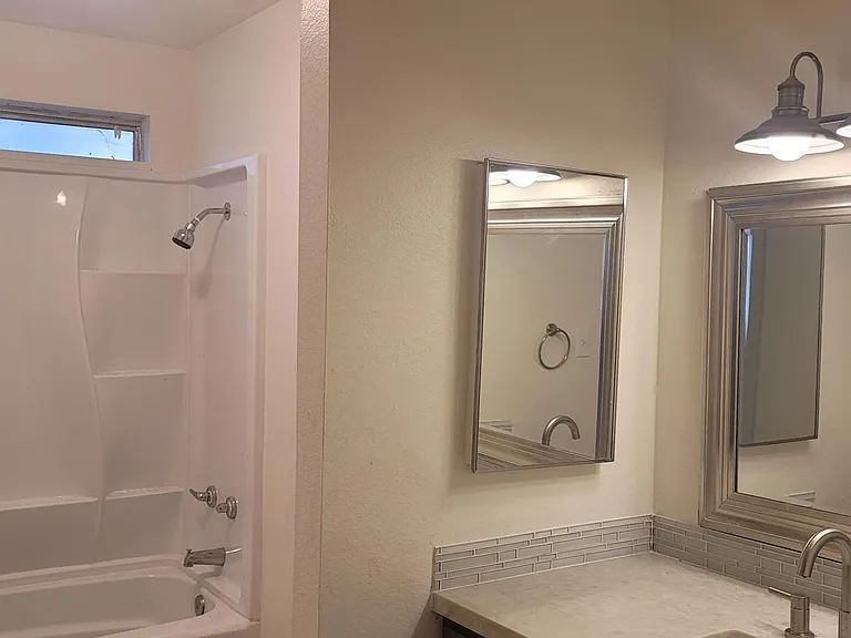 Bunker Cir — Photo 14