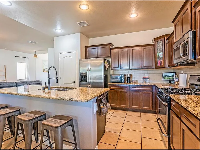 3848 Loma Jacinto Dr — Photo 9