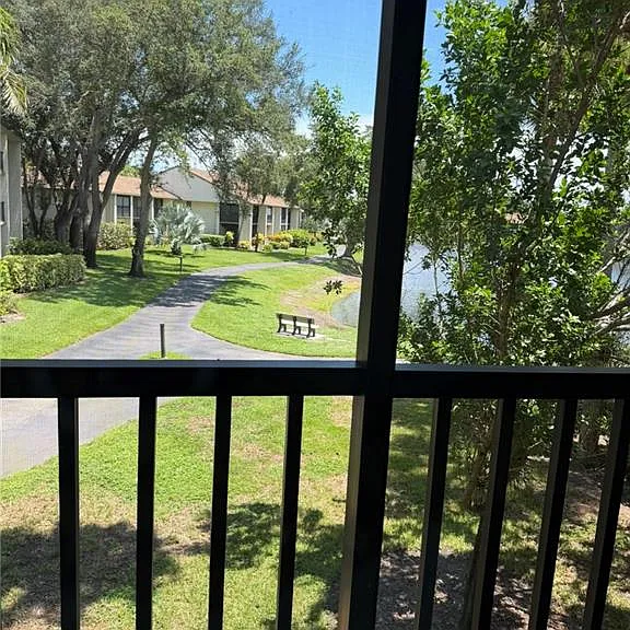 576 Retreat Dr #201 — Photo 43