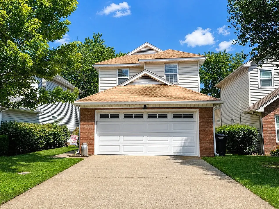 515 Selsey Ct S
