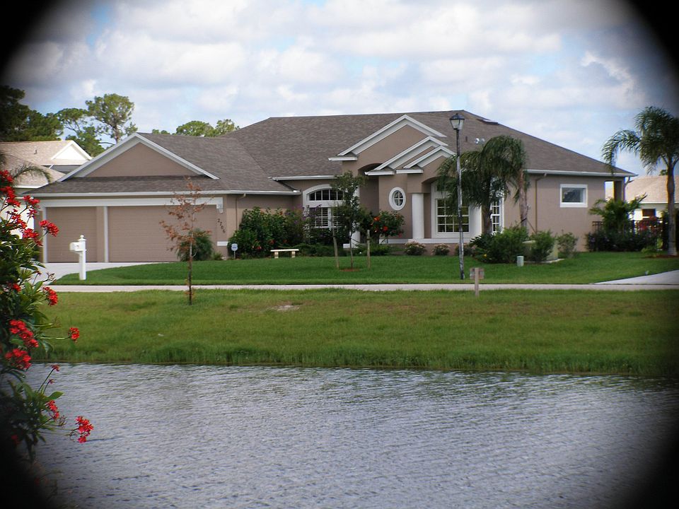 1st image of 2706 Palm Lakes Ave