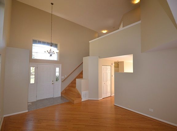 4th image of 2232 N Aster Pl