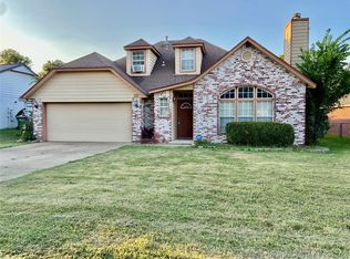 23 E Tamah Ln, Sapulpa, OK 74066