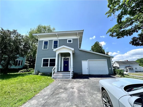 37 N Jefferson St, Carthage, NY 13619