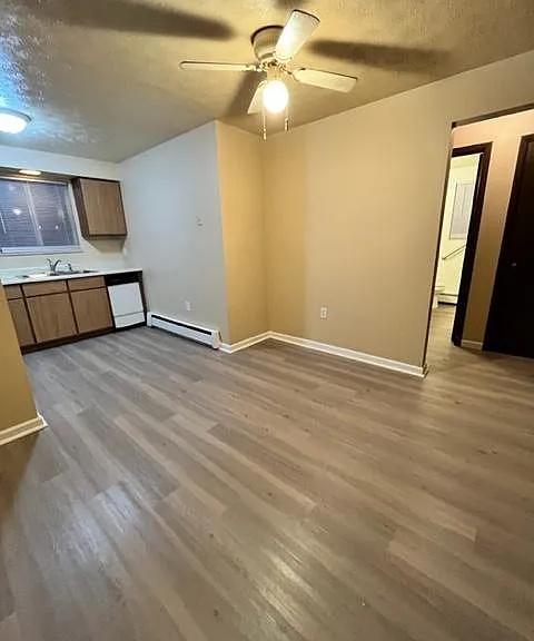 21 Wayne St #2 — Photo 3