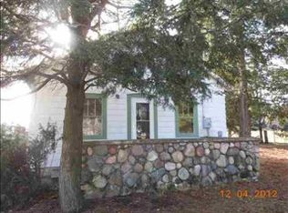 3530 Red School Rd, Brutus, MI 49716