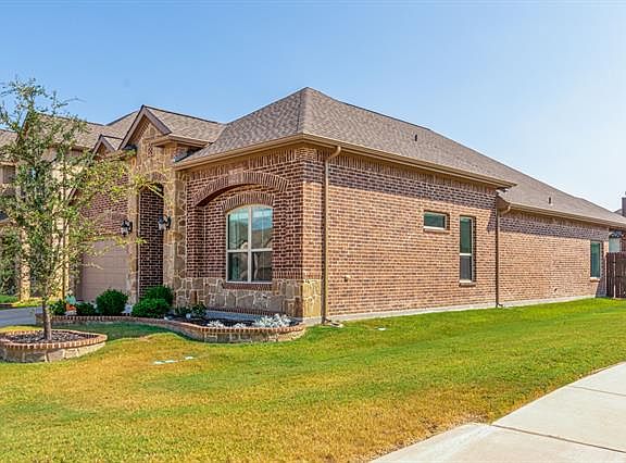 3rd image of 5100 Dominica Ln