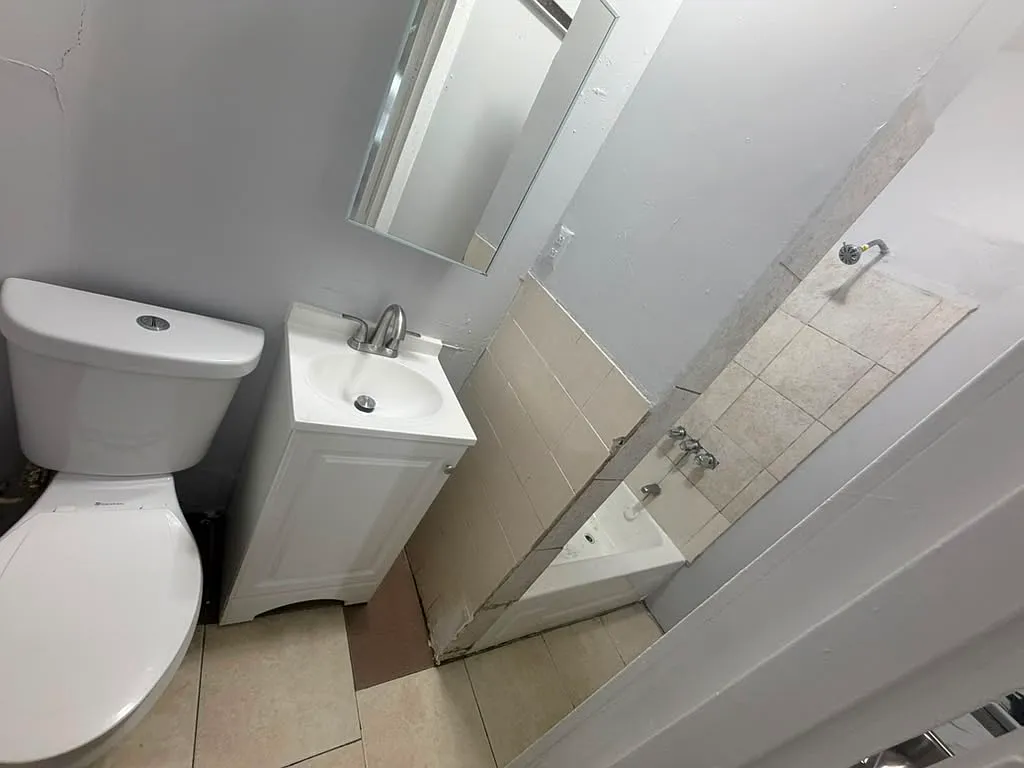 3 bed, $1,900 — Photo 3