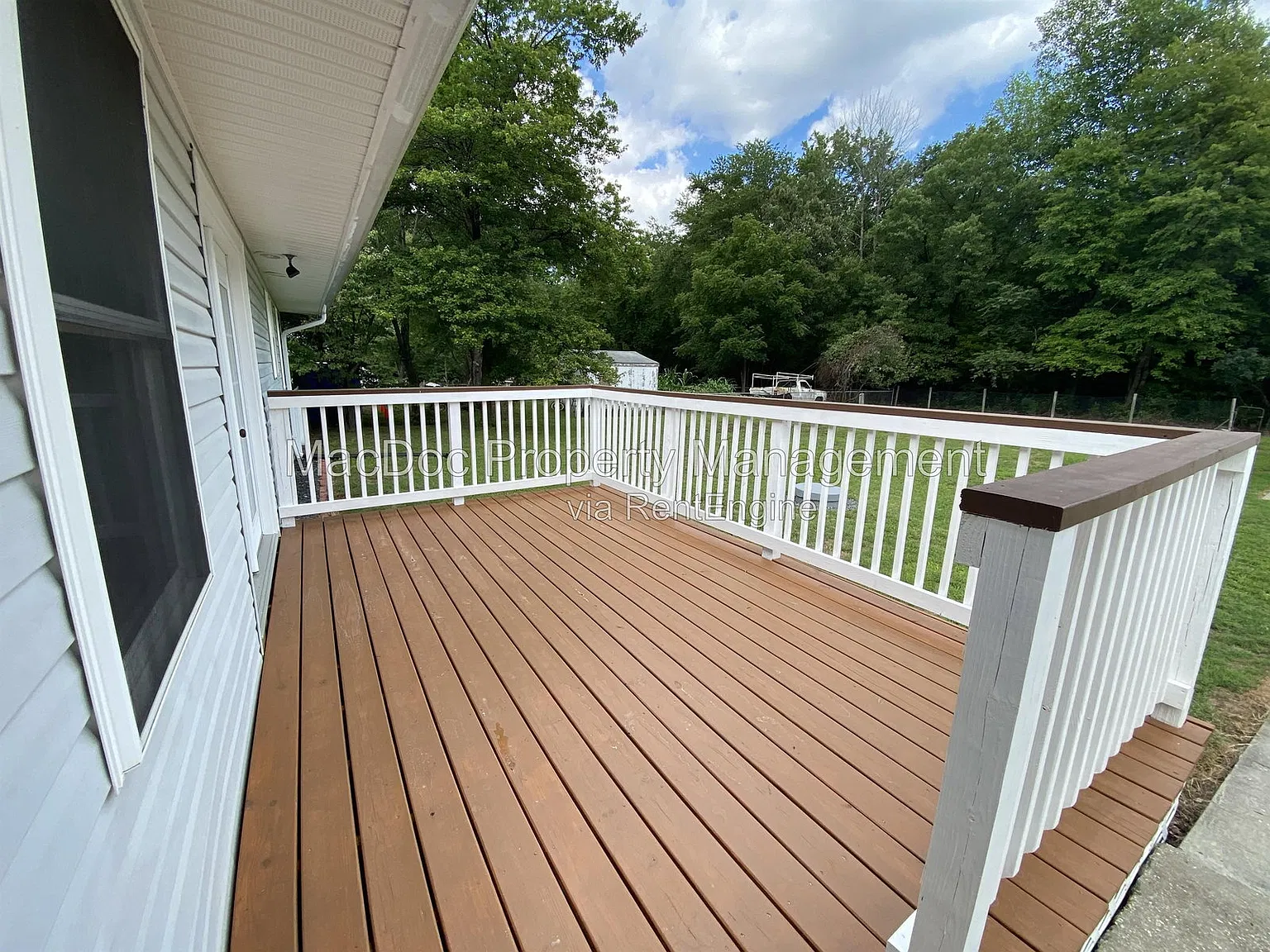 3 bed, 2.0 bath, 1056 sqft, $2,195 — Photo 4