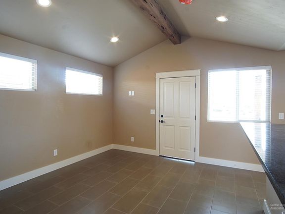 5th image of 485 NW 4th St