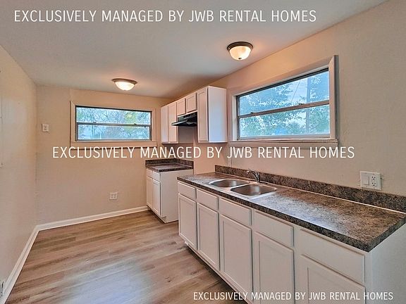 3rd image of 683 Linwood Ave