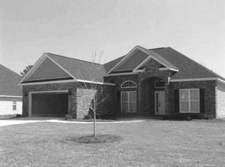 107 Galloway St, Kathleen, GA 31047