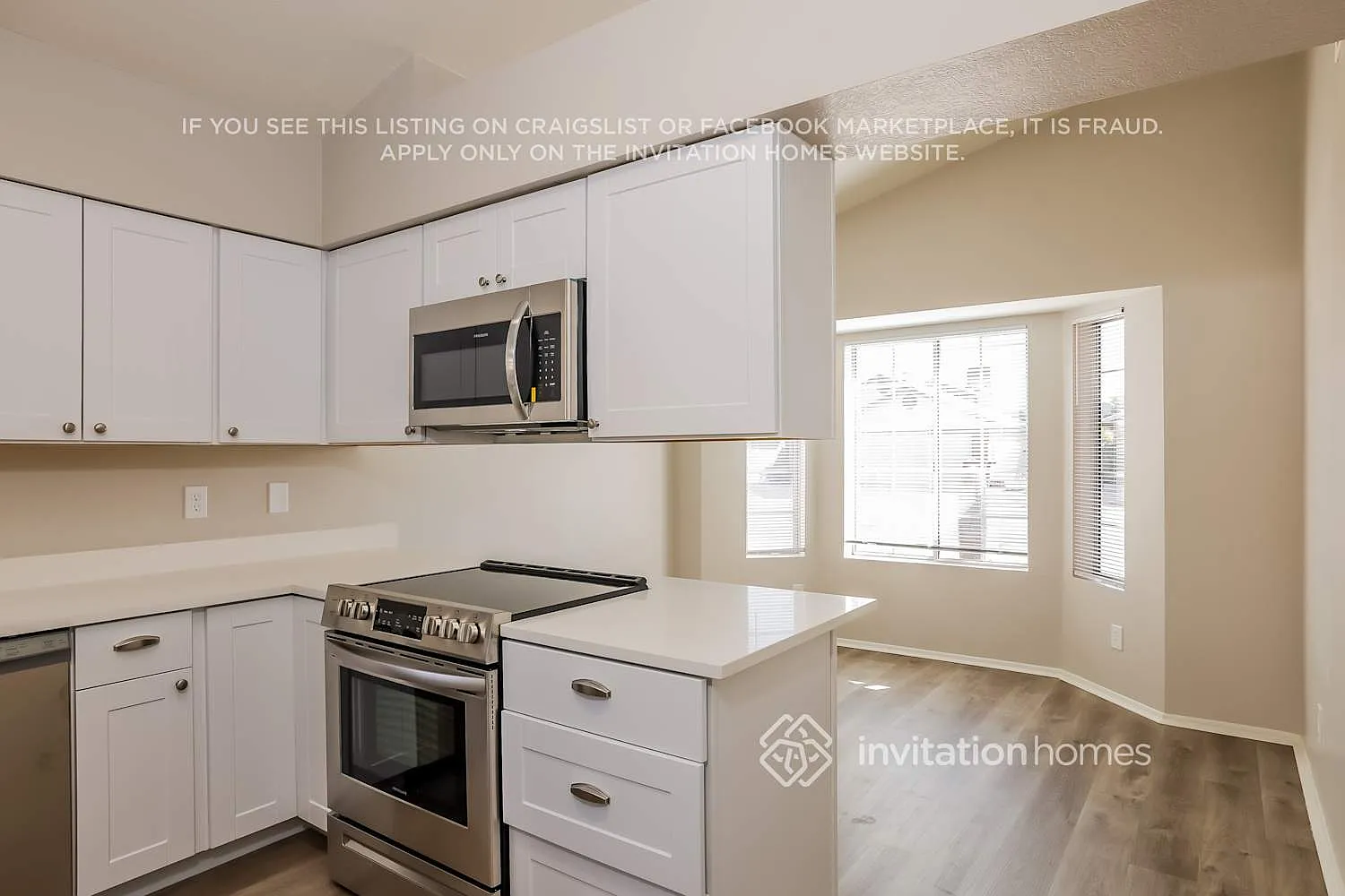 8722 W Greenbrian Dr Peoria, AZ 85382 — Photo 4