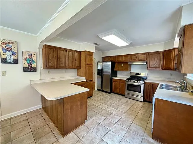 723 Bonnabel Blvd — Photo 5