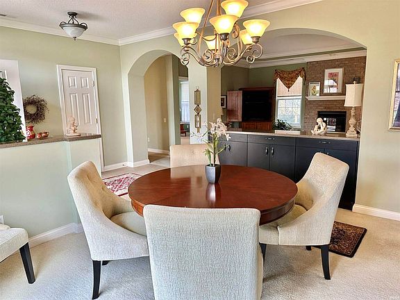 3rd image of 3808 N Wyngate Ct