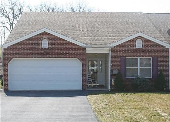 1st image of 2513 Sherry Dr