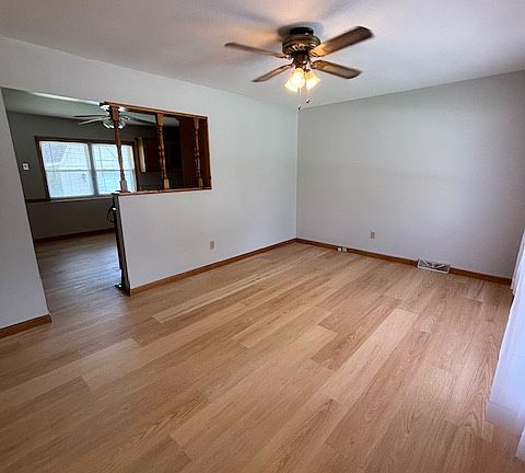 4th image of 1019 Pierce Dr