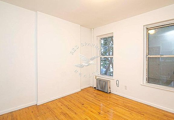 5th image of 452 W 36th St #3RE