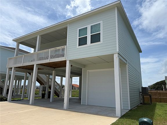 3rd image of 155 Paradise Dr