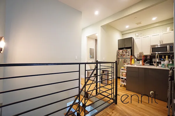 Rented by Rennit Inc. | media 3