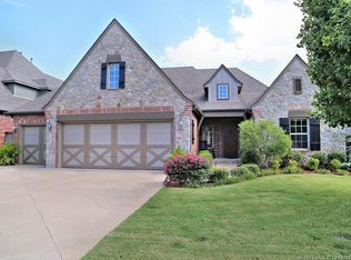 516 W 77th Pl, Tulsa, OK 74132