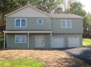 41 Meadow Rd, Florida, NY 10921