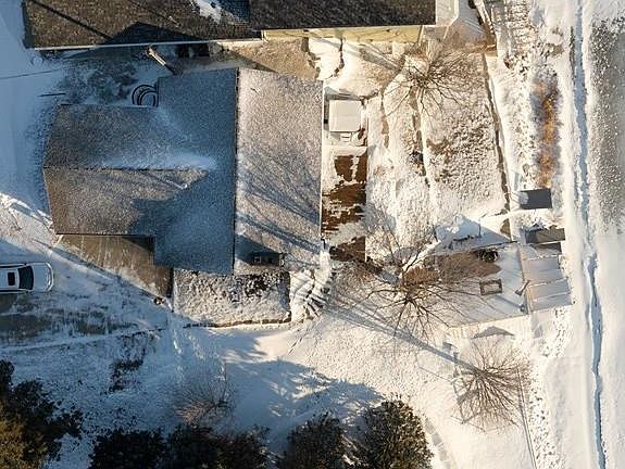 5th image of 8921 Twin Lakes Rd