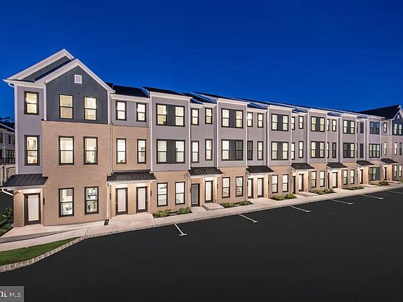 4th image of 512 Reading Ct