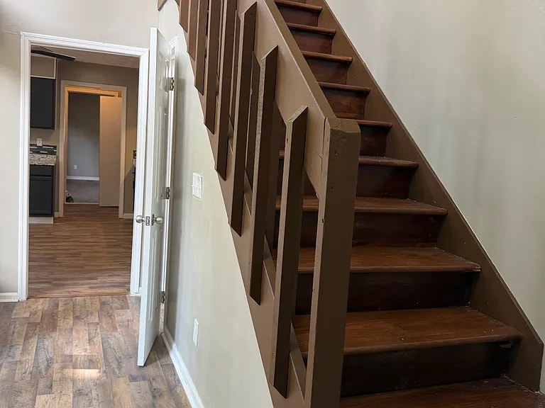 1116 Aspen Log Pl — Photo 12