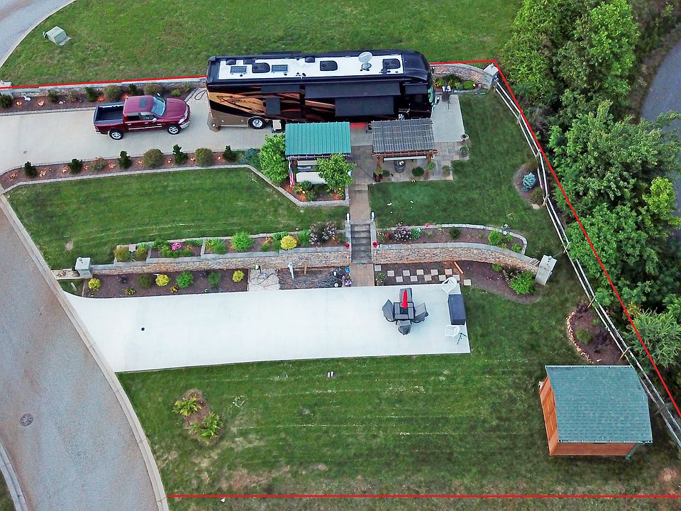 Aerial view of both lots.